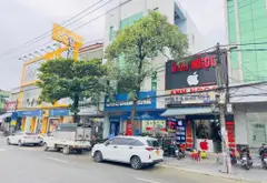 Cơ hội sở hữu nhà mặt phố đẹp kinh doanh sầm uất ở Tôn Đức Thắng... Bán nhà mặt phố tại Hải Vân, Đà Nẵng 01
