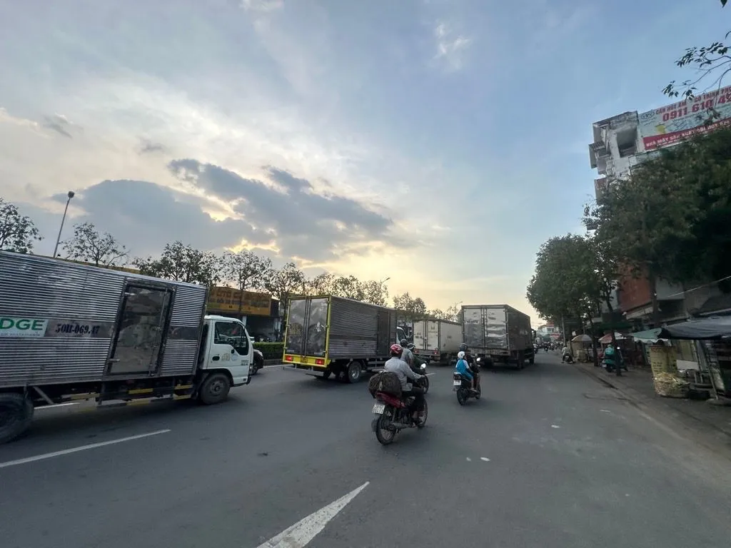 🔥 CĂN ĐÔI MẶT TIỀN HÀ HUY GIÁP – NGANG 8M.... Bán nhà mặt phố tại Thới An, Hồ Chí Minh 01