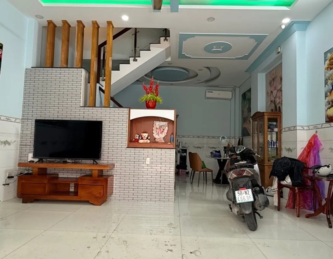 Nhà Bến Lội- gần kênh Tham Lương - 5.7 x9m... Bán nhà riêng tại Bình Tân, Hồ Chí Minh 01