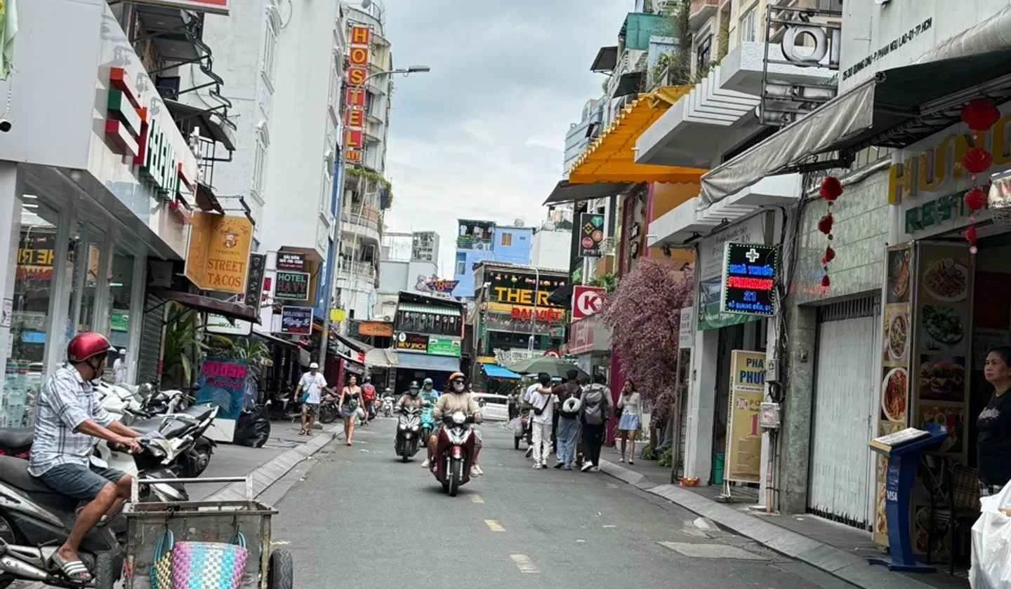 👉QUẬN 1- ĐỖ QUANG ĐẨU.PHƯỜNG BẾN THÀNH $ 👉GIÁ 5.85 BỚT LỘC 💥
👉DT:39.3 M2 (4.4 NƠT HẬU 6.2× 8 )... Bán nhà riêng tại Bến Thành, Hồ Chí Minh 01
