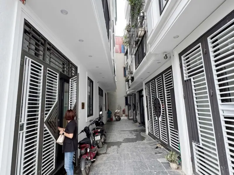 Nhà mới xây đủ công năng - Ô tô cạnh nhà -Cách trường Tiểu học 500m- sát chợ Chúc Sơn... Bán nhà riêng tại Chương Mỹ, Hà Nội 01