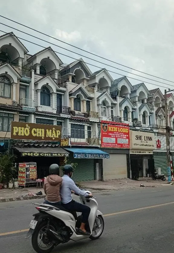 Bán nhà mặt phố 4 tầng 88m2 tại Phường Đông Hòa, Dĩ An giá 7.5 tỷ... Bán nhà mặt phố tại Đông Hòa, Hồ Chí Minh 01