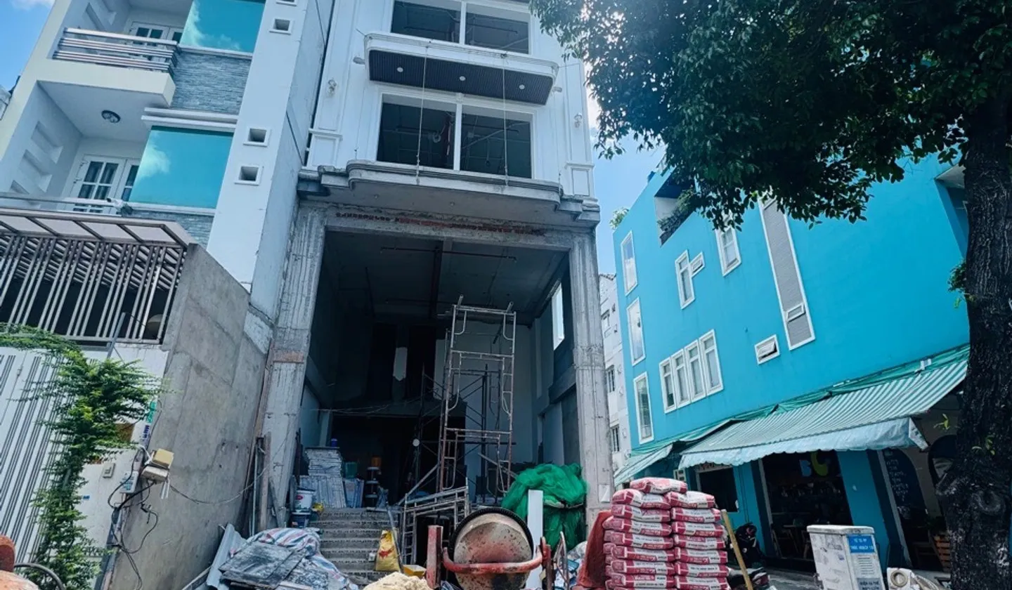 🏠TOÀ NHÀ MỚI ĐẸP 9 TẦNG - CĂN GÓC 2 MẶT TIỀN -VỈA HÈ - KINH DOANH ĐỈNH - NGUỒN TIỀN KD 160TR/ THÁN... Bán văn phòng tại Phú Thọ Hòa, Hồ Chí Minh 01