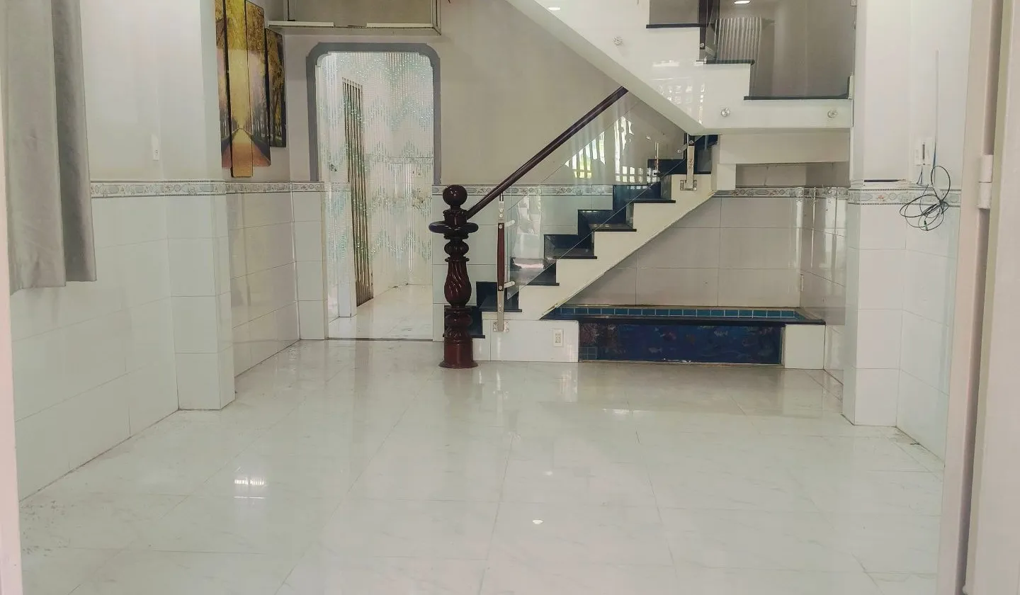 Bán nhà Dương Bá Trạcxây 2 Tầng diện tich 54m² tại phường Chánh Hưng giá 5.98 tỷ... Bán nhà riêng tại Chánh Hưng, Hồ Chí Minh 01