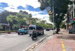 Nhà mặt phố Cổ Linh đẳng cấp với hai mặt thoáng, diện tích vuông vức, nở hậu tại Long Biên... Bán nhà mặt phố tại Long Biên, Hà Nội 03