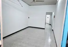 Nhà đẹp quận 10, hẻm thẳng, gần mặt tiền Tô Hiến Thành... Bán nhà riêng tại Hòa Hưng, Hồ Chí Minh 03