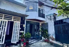 Nhà 2 tầng xinh xắn, nội thất sang trọng, vị trí trung tâm Đồng Tâm Trung Chánh Hóc Môn... Bán nhà riêng tại Bà Điểm, Hồ Chí Minh 03