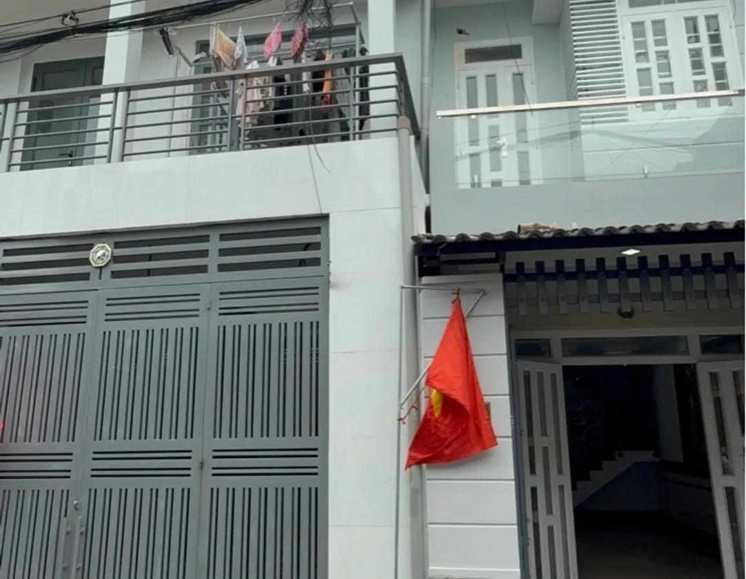 Nhà 4 tầng 60m2, hẻm 6m giá chỉ 5.5 tỷ – cơ hội vàng khu Hiệp Thành... Bán nhà riêng tại Trung Mỹ Tây, Hồ Chí Minh 01