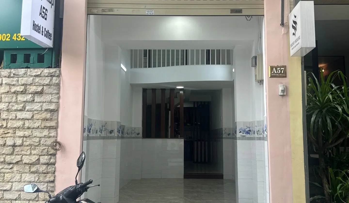 Nhà 4 tầng siêu xinh tại trung tâm Quận 1, Phường Cầu Ông Lãnh... Bán nhà riêng tại Cầu Ông Lãnh, Hồ Chí Minh 01