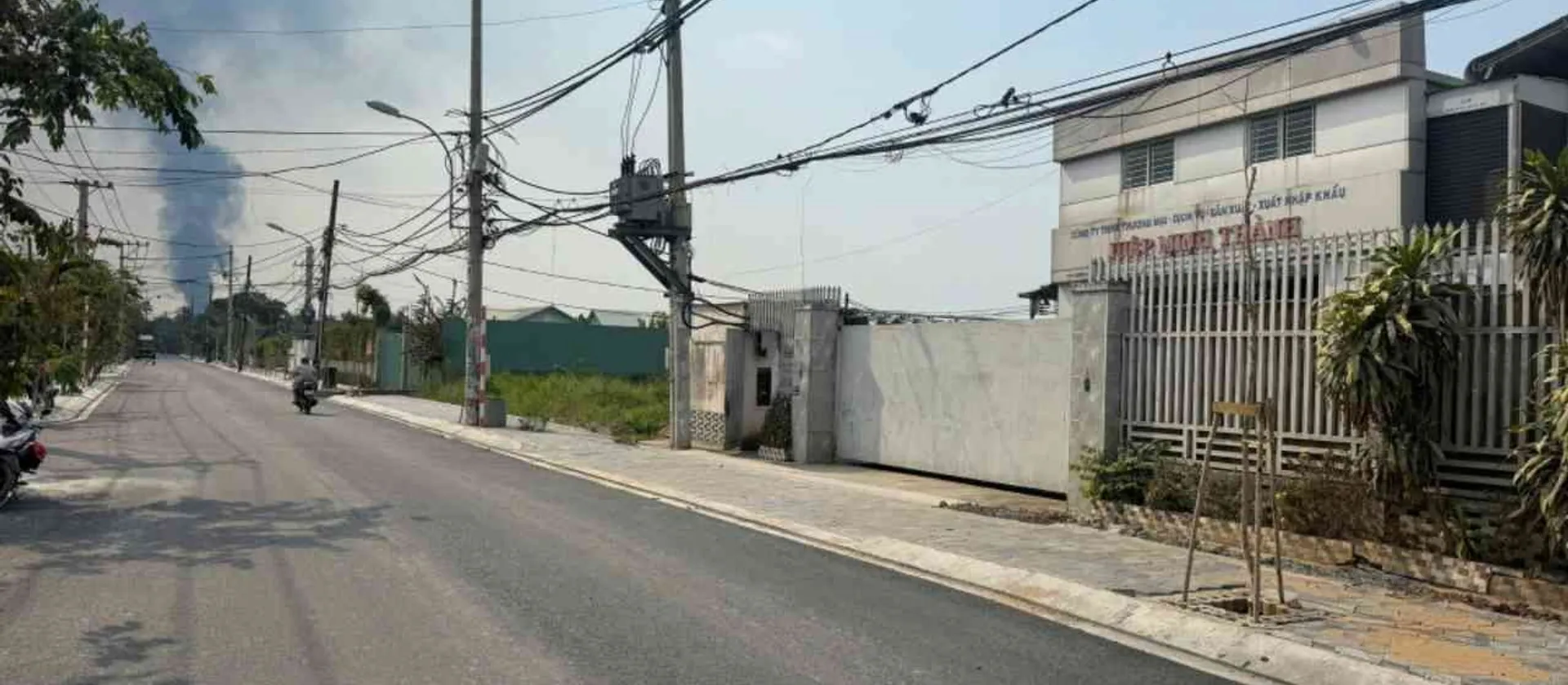 Bán nhà mặt phố hai mặt tiền tại xã Đông Thạnh, Hóc Môn, diện tích lớn 1879 m2... Bán nhà mặt phố tại Đông Thạnh, Hồ Chí Minh 01