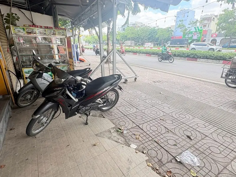 Nhà mặt phố Phạm Văn Đồng, giá hời cho chủ đầu tư thông thái... Bán nhà mặt phố tại Bình Lợi Trung, Hồ Chí Minh 01