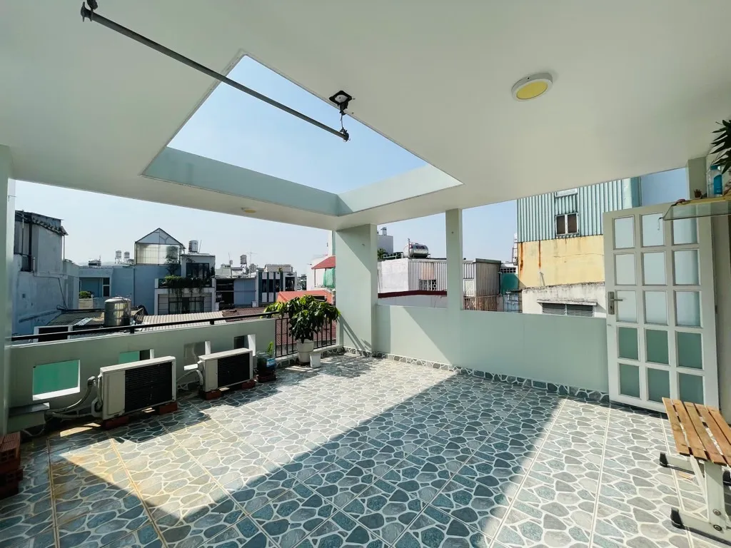 Cô giáo chuyển công tác, tìm chủ mới cho ngôi nhà 61m2 tại Phú Nhuận, hẻm rộng 5m, giá 11,2 tỷ... Bán nhà riêng tại Phú Nhuận, Hồ Chí Minh 01