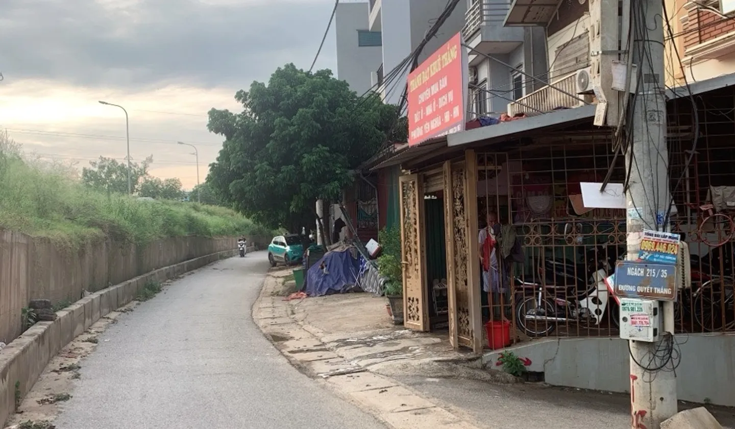 Nhà 4 tầng mặt đê Yên Nghĩa - Gần ô tô tránh, giá tốt... Bán nhà riêng tại Yên Nghĩa, Hà Nội 01