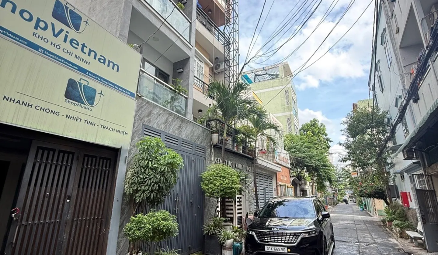 Nhà đẹp hẻm 10m Văn Chung – Gần Ga T3, tiện kinh doanh... Bán nhà riêng tại Tân Bình, Hồ Chí Minh 01