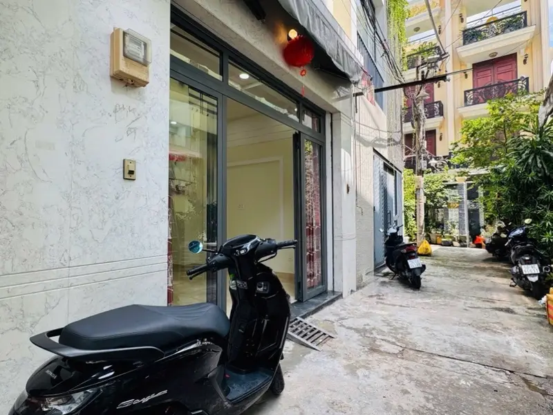 Nhà 4 Tầng Hiện Đại Gần Mặt Tiền Nguyễn Thượng Hiền... Bán nhà riêng tại Bình Lợi Trung, Hồ Chí Minh 01