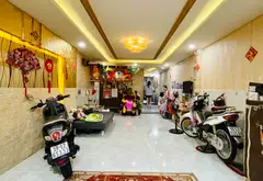 🍀Ngay đường Chợ Lớn • Quận 6 • 2 mặt tiền • 4x17m • 2 tầng • Đối diện công viên.... Bán nhà riêng tại Bình Phú, Hồ Chí Minh 02