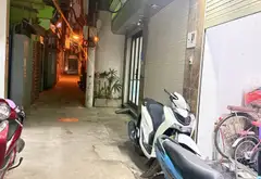 Nhà 5 tầng chắc chắn, cách phố Kim Giang chỉ vài bước chân - cơ hội vàng cho nhà đầu tư... Bán nhà riêng tại Định Công, Hà Nội 01
