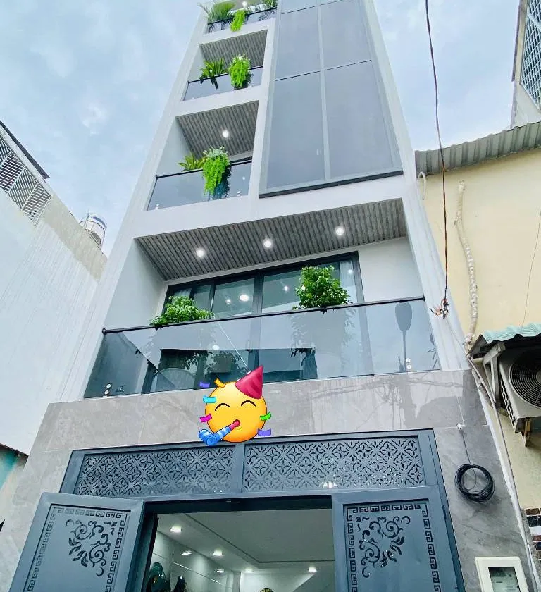 Bán nhà riêng 4 tầng hướng Đông Nam tiện nghi tại Gò Vấp, diện tích 62m² giá 8.9 tỷ... Bán nhà riêng tại An Hội Đông, Hồ Chí Minh 01
