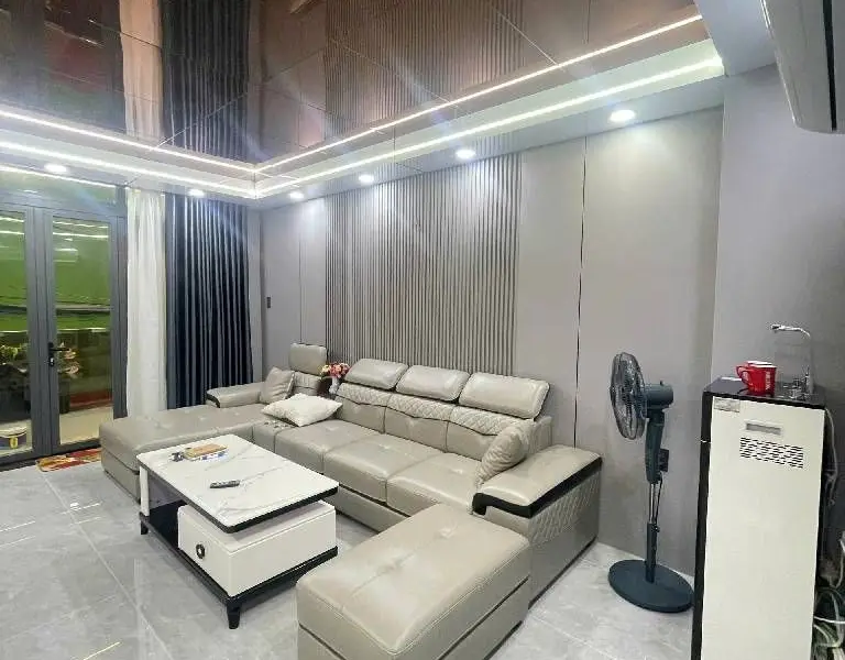 Bán nhà 6 tầng có thang máy, 72m2 tại Trần Thái Tông giá 13.9 tỷ... Bán nhà riêng tại Tân Sơn, Hồ Chí Minh 01