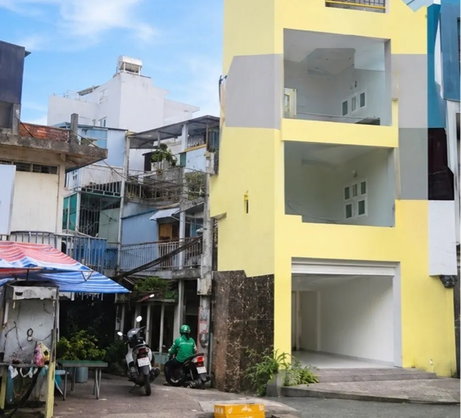 Nhà lô góc 5 tầng giữa trung tâm Quận 1, view sông cực chất... Bán nhà mặt phố tại Tân Định, Hồ Chí Minh 01