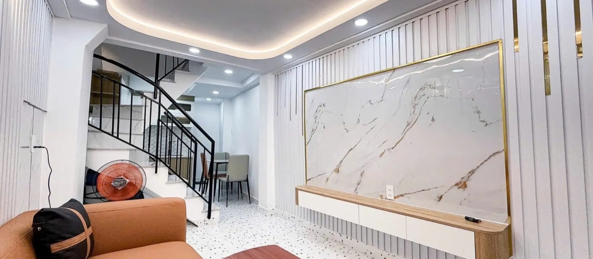 BÁN NHÀ NGÃ TƯ HÀNG XANH - CÓ THỂ VỪA Ở VỪA KINH DOANH - HẺM 1 TRỤC - SỔ NỞ HẬU - CHỈ HƠN 4 TỶ... Bán nhà riêng tại Thạnh Mỹ Tây, Hồ Chí Minh 01
