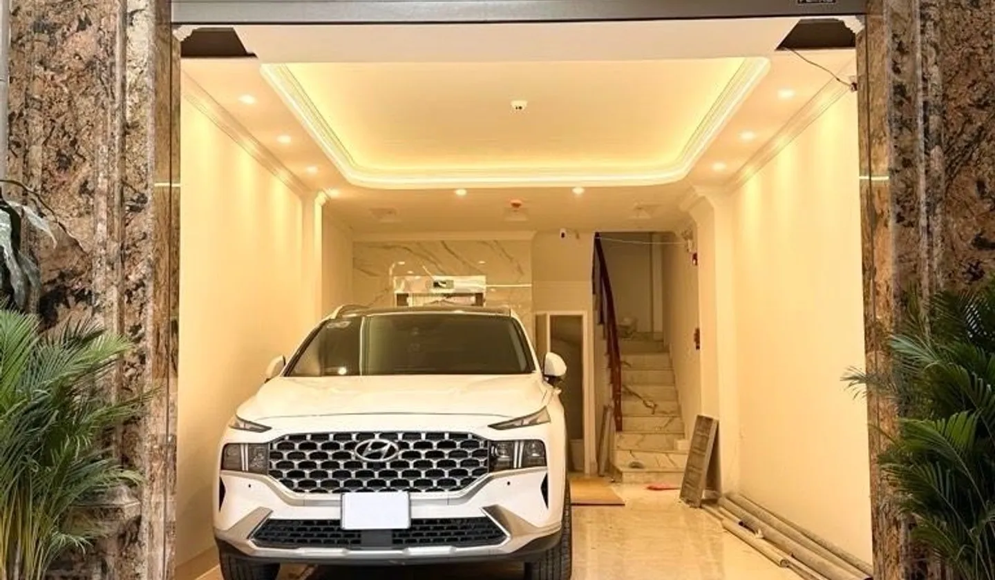 Bán nhà 7 tầng có thang máy tại quận Cầu Giấy, vị trí ô tô tránh... Bán nhà riêng tại Nghĩa Đô, Hà Nội 01