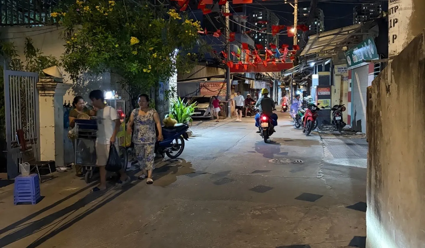 Nhà 3 lầu 4 phòng ngủ gần Huỳnh Tấn Phát, cơ hội vàng sở hữu ngay... Bán nhà riêng tại Nhà Bè, Hồ Chí Minh 01