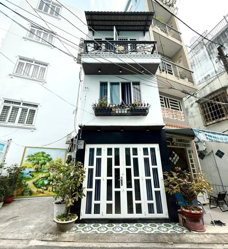 Nhà mặt phố 3 tầng kiên cố, 2 phòng ngủ, thuận tiện kinh doanh tại Phú Nhuận... Bán nhà mặt phố tại Đức Nhuận, Hồ Chí Minh 01