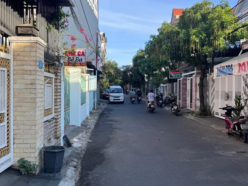Bán đất 82m2 tại phường Sơn Trà, Đà Nẵng, hướng Đông Nam, pháp lý có sổ hồng... Bán đất tại Sơn Trà, Đà Nẵng 01