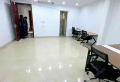 TRUNG TÂM CẦU GIẤY - TRUNG KÍNH ĐÔI - PHÂN LÔ BÀN CỜ Ô TÔ TRÁNG VỈA HÈ - KINH DOANH VĂN PHÒNG DÒNG... Bán văn phòng tại Yên Hòa, Hà Nội 04