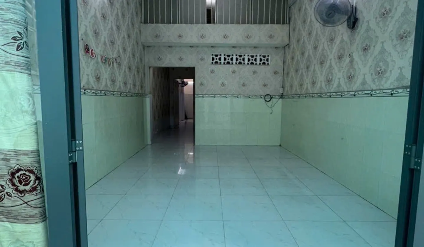 Bán nhà 2 tầng 64m2 hướng Đông Nam tại Tân Bình... Bán nhà riêng tại Bảy Hiền, Hồ Chí Minh 01