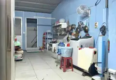 • Mặt tiền đối diện cụm trường học, lượng người qua lại đông, rất thuận lợi kinh doanh ăn uống, cà... Bán nhà mặt phố tại Tân Hòa, Hồ Chí Minh 08