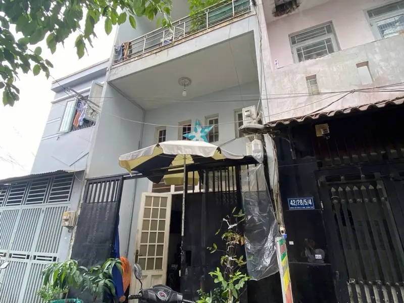 Nhà 3 tầng 4 phòng ngủ tại Bình Hưng Hòa, Bình Tân... Bán nhà riêng tại Bình Hưng Hòa, Hồ Chí Minh 01