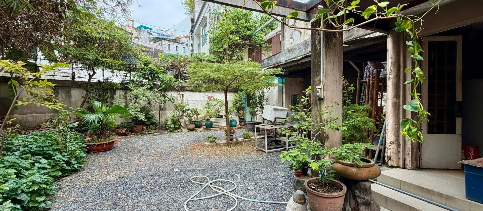 Bán đất diện tích 56m², mặt tiền 4.4m tại Phường 5, Quận Phú Nhuận... Bán đất tại Đức Nhuận, Hồ Chí Minh 01
