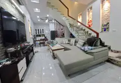 Nhà riêng xây dựng tỉ mỉ tại trung tâm Ngọc Thụy với nhiều tiện ích... Bán nhà riêng tại Bồ Đề, Hà Nội 05