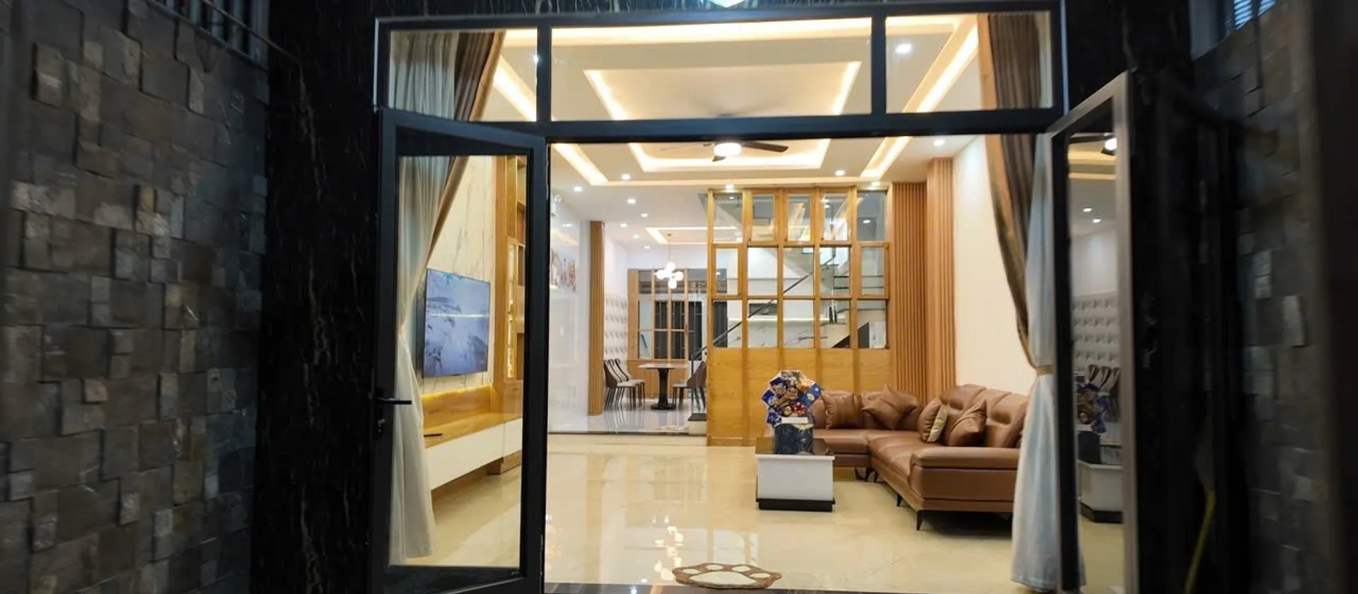 Nhà mặt phố 4 tầng Hoà Xuân - Kinh doanh đỉnh, không gian sống lý tưởng... Bán nhà mặt phố tại Hòa Xuân, Đà Nẵng 01