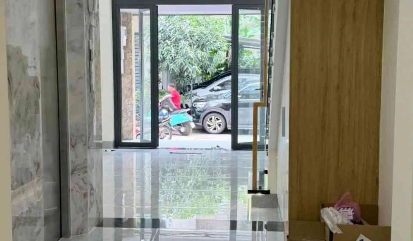 Nhà 4 tầng có thang máy siêu hiếm tại Long Trường, giá tốt... Bán nhà riêng tại Long Phước, Hồ Chí Minh 01