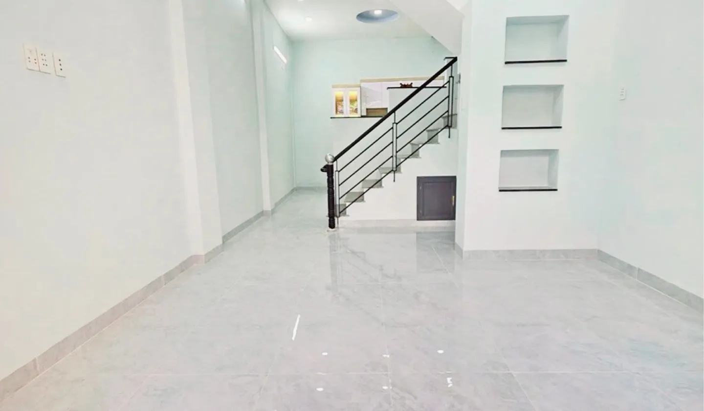 Bán nhà Nguyễn Văn Luông 45m2 3 tầng hoàn công đủ nhích 5 tỷ xíu N_Q616... Bán nhà riêng tại Bình Phú, Hồ Chí Minh 01