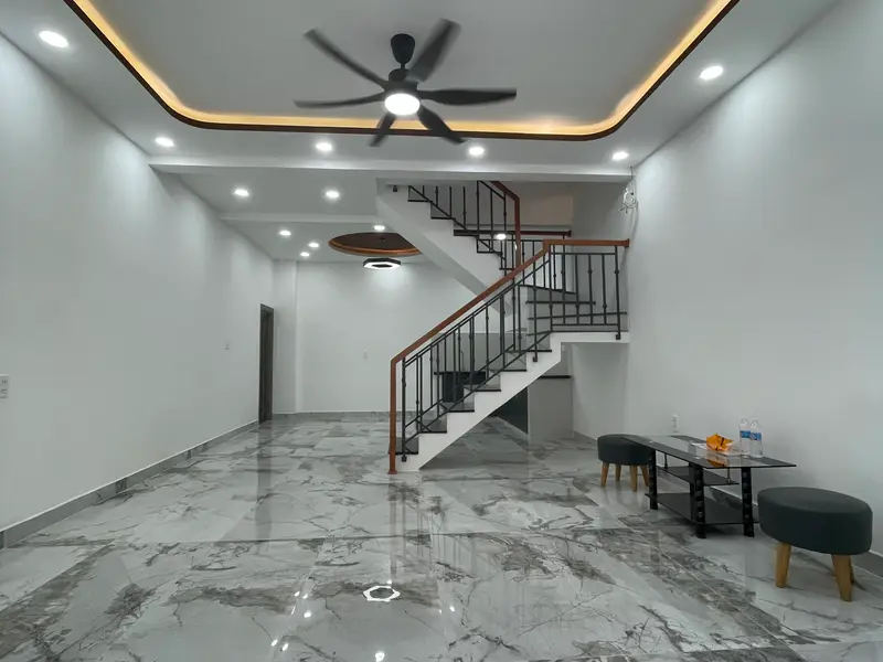 GẦN CHỢ PHẠM VĂN HAI - NGANG LỚN 4.6m NỞ HẬU 5.9m - 2 TẦNG Ở NGAY... Bán nhà riêng tại Tân Sơn Nhất, Hồ Chí Minh 01