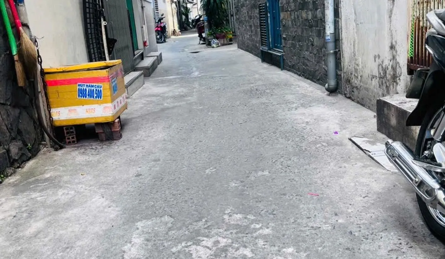 Cơ hội vàng sở hữu nhà lô góc 4 tầng tại Quận 8 với giá ưu đãi hiếm có... Bán nhà riêng tại Chánh Hưng, Hồ Chí Minh 01