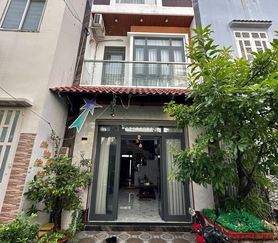 Nhà 50m² gần aeon Bình tân trục tỉnh lộ 10 mà chủ để giá quá mềm
- vị trí gần aeon mall Bình tân... Bán nhà riêng tại Tân Tạo, Hồ Chí Minh 01