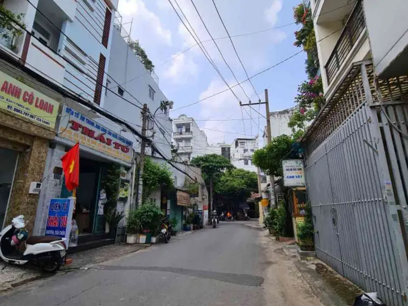 Nhà rộng tiện nghi ngay Tân Sơn, hẻm xe hơi... Bán nhà riêng tại Tân Sơn, Hồ Chí Minh 01