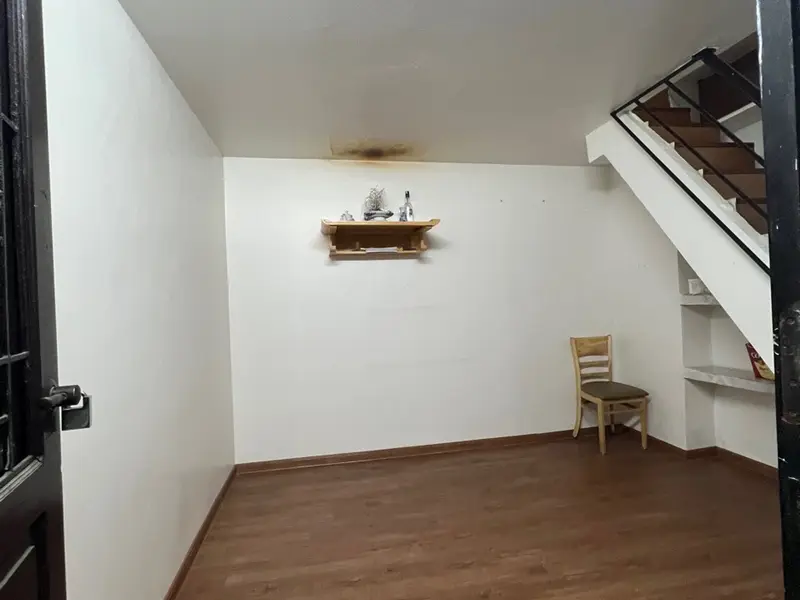 Bán căn hộ chung cư 2 phòng ngủ tại Phường Phúc Lợi, Hà Nội, giá hợp lý... Bán căn hộ chung cư tại Phúc Lợi, Hà Nội 01