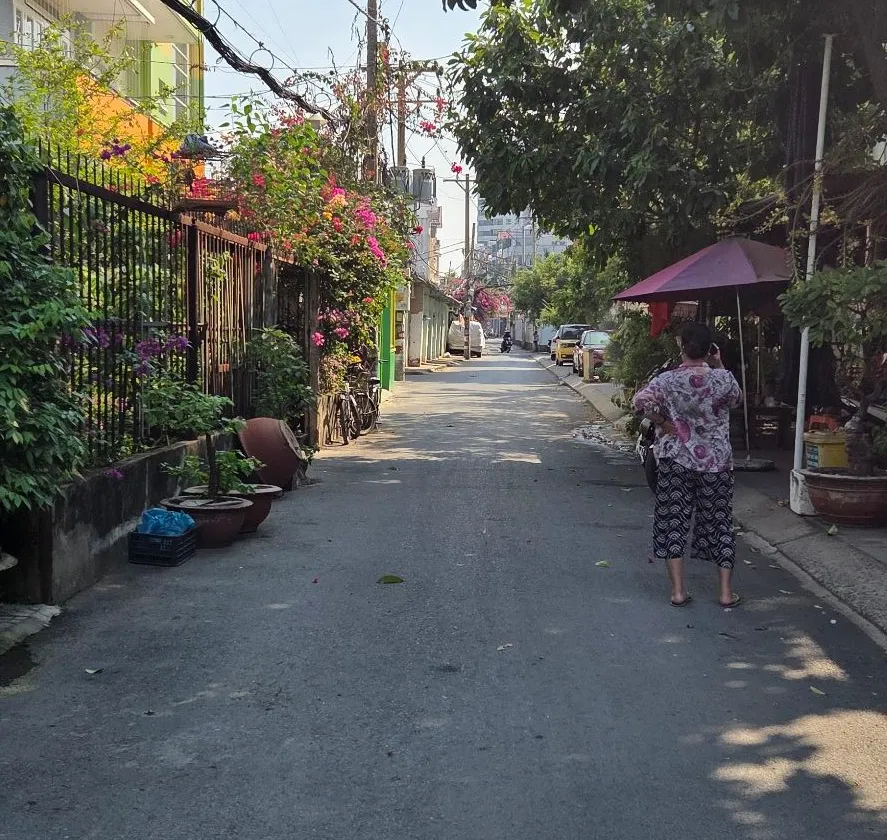 Cơ hội vàng sở hữu nhà 4 tầng mới đẹp khu dân trí cao tại Lê Đức Thọ... Bán nhà riêng tại An Hội Đông, Hồ Chí Minh 01