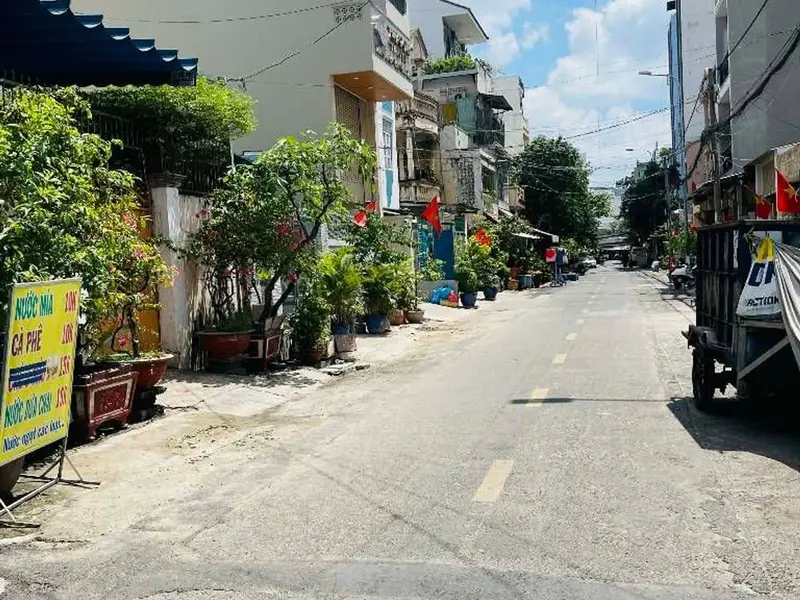 Nhà riêng 2 tầng 6 phòng cho thuê tại Tân Phú giá 9.5 tỷ... Bán nhà riêng tại Phú Thạnh, Hồ Chí Minh 01