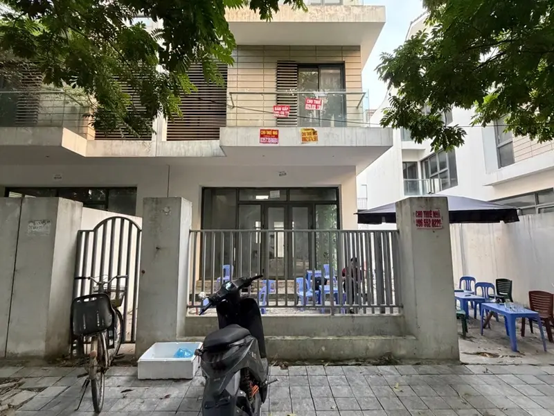 Bán biệt thự liền kề tại phường Dương Nội, Hà Nội, diện tích 189m² với pháp lý cơ sở... Bán biệt thự, liền kề tại Dương Nội, Hà Nội 01
