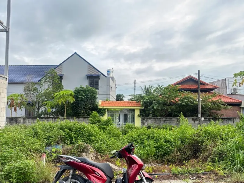 Bán đất 55 m² hướng Đông Nam, mặt tiền rộng 5.2 m, đường trước nhà 8 m tại Phước Thiện... Bán đất tại Long Bình, Hồ Chí Minh 01
