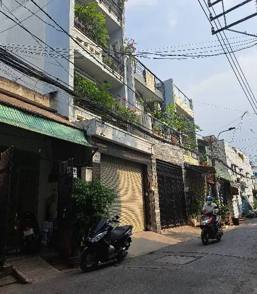 Bán nhà riêng 2 tầng tại phường Bình Hưng Hòa, Bình Tân, mặt tiền 4m, giá 5,7 tỷ... Bán nhà riêng tại Bình Hưng Hòa, Hồ Chí Minh 01