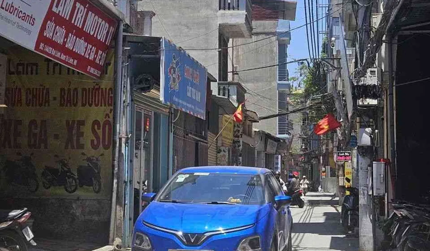 Bán nhà mặt phố tại Đại Linh, 3 tầng, 4 phòng ngủ, giá 13,6 tỷ... Bán nhà mặt phố tại Đại Mỗ, Hà Nội 01