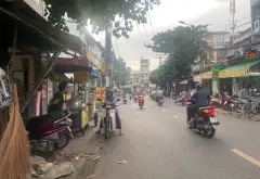 Nhà mặt phố 2 tầng, diện tích 25.6m2, có sổ hồng tại Tân Phú... Bán nhà mặt phố tại Tân Phú, Hồ Chí Minh 01